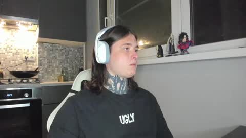 Snapshot of _torfin_ chatting on 02-20-25, 06:02 _torfin_ online show from 02-20-25, 06:02