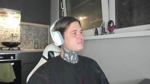 Snapshot of _torfin_ chatting on 02-24-25, 06:58 _torfin_ online show from 02-24-25, 06:58