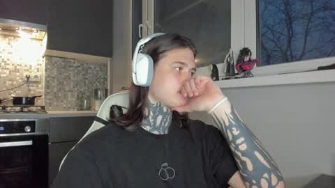 Snapshot of _torfin_ chatting on 03-11-25, 03:48 _torfin_ online show from 03-11-25, 03:48