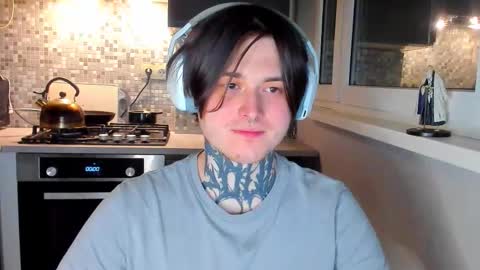 Snapshot of _torfin_ chatting on 02-13-26, 11:01 _torfin_ online show from 02-13-26, 11:01