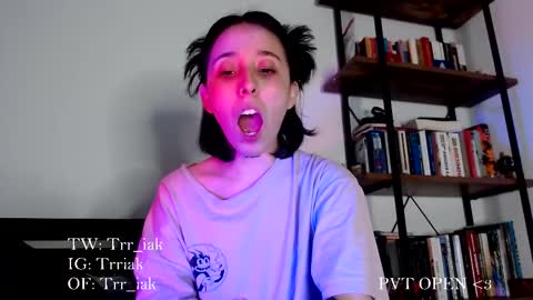 Snapshot of _trriak_ chatting on 11-16-25, 11:10 luna online show from 11-16-25, 11:10