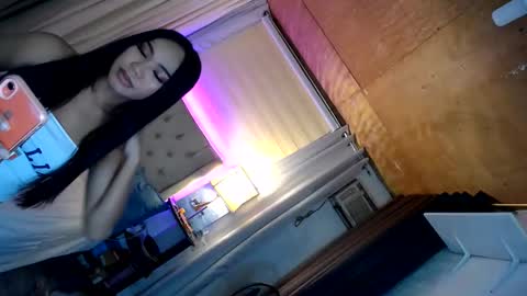 MS. apple online show from 01-17-25, 03:45