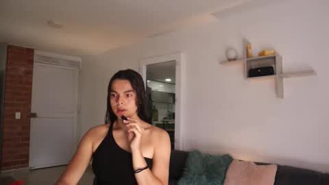 Anastasia Vahos online show from 10-24-25, 05:09