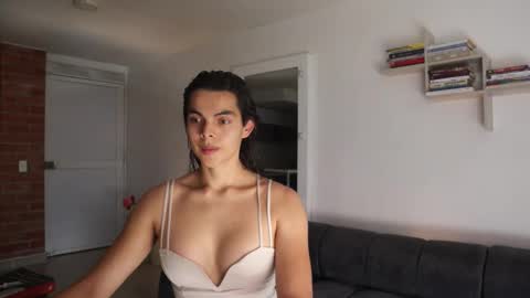 Anastasia Vahos online show from 11-05-25, 05:24