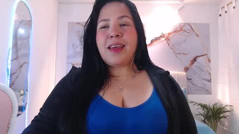 Snapshot of _valeriamiller chatting on 11-11-25, 02:33 valeria online show from 11-11-25, 02:33