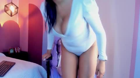 _valeryboobs_ online show from 11-20-25, 01:00
