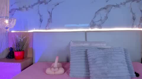 Valery online show from 09-25-25, 03:43