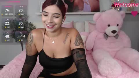 Snapshot of _vane_lopez chatting on 01-19-25, 01:21 vane online show from 01-19-25, 01:21