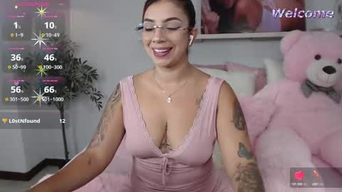 Snapshot of _vane_lopez chatting on 02-13-25, 10:11 vane online show from 02-13-25, 10:11