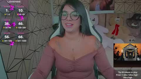 Snapshot of _vane_lopez chatting on 10-20-25, 06:52 vane online show from 10-20-25, 06:52