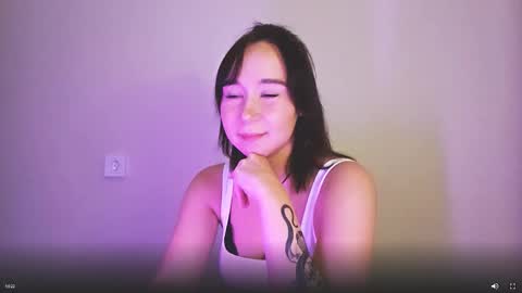 Mia online show from 09-17-25, 07:37