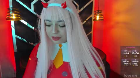 Snapshot of _vermell_ chatting on 10-09-25, 08:40 Vermeil online show from 10-09-25, 08:40