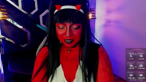 Snapshot of _vermell_ chatting on 10-10-25, 10:09 Vermeil online show from 10-10-25, 10:09