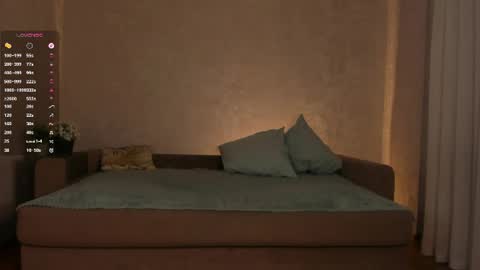 Snapshot of _vi_vi_ chatting on 06-13-26, 06:50 Viola online show from 06-13-26, 06:50