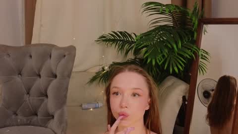 Violet online show from 01-19-25, 11:10