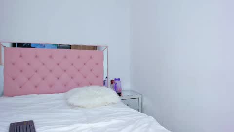 Snapshot of _violetadulce chatting on 03-12-25, 04:08 Violeta online show from 03-12-25, 04:08