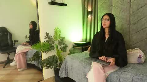   online show from 04-27-26, 08:07