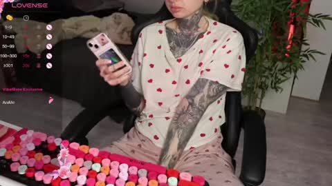 Alis online show from 05-26-26, 03:46
