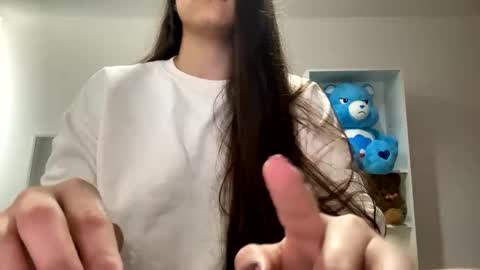 Snapshot of _wdreamgirl chatting on 10-23-25, 04:06 Fernanda online show from 10-23-25, 04:06