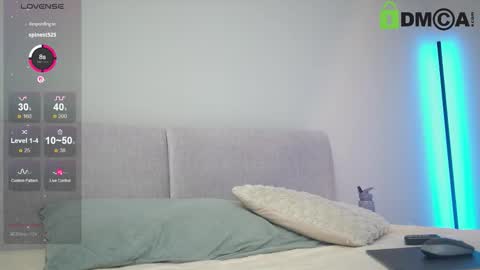 Lily online show from 11-17-25, 08:47