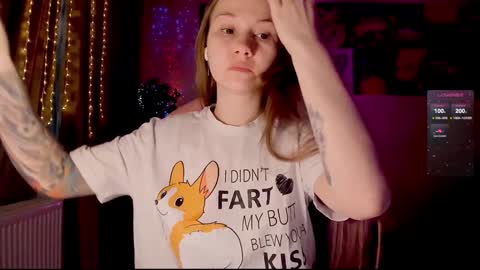 Snapshot of _witch__ chatting on 02-04-25, 07:40 Enni online show from 02-04-25, 07:40