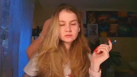 Snapshot of _witch__ chatting on 11-23-25, 08:03 Enni online show from 11-23-25, 08:03