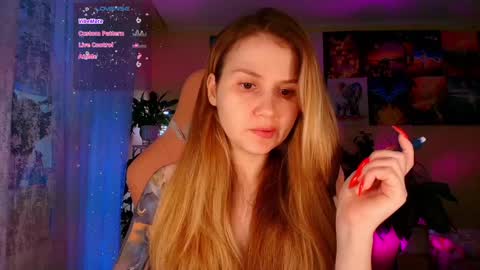 Snapshot of _witch__ chatting on 11-26-25, 07:42 Enni online show from 11-26-25, 07:42