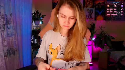 Snapshot of _witch__ chatting on 12-02-25, 07:36 Enni online show from 12-02-25, 07:36