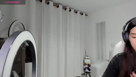 Luisa  online show from 02-26-26, 02:54