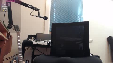 Snapshot of _xxrockstarloverxx_ chatting on 11-08-25, 09:57 _xxrockstarloverxx_ online show from 11-08-25, 09:57