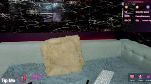 Snapshot of _yoursubmissive_ chatting on 05-11-26, 02:45 Sasha online show from 05-11-26, 02:45