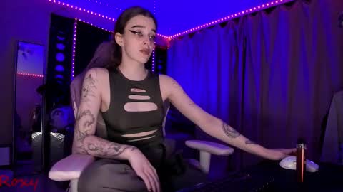 Snapshot of _yourwetdreams_ chatting on 01-31-26, 11:03 Roxy online show from 01-31-26, 11:03