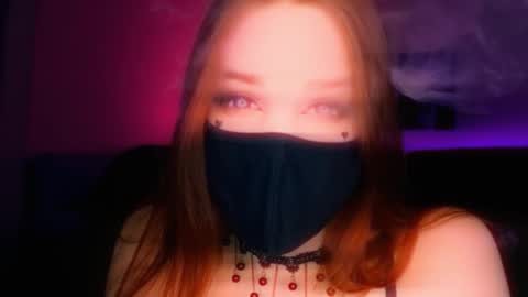 Snapshot of _yourwetdreams_ chatting on 02-11-26, 03:06 Roxy online show from 02-11-26, 03:06