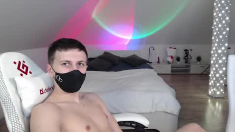 Nicole  Thomas  Dave online show from 03-12-25, 03:18