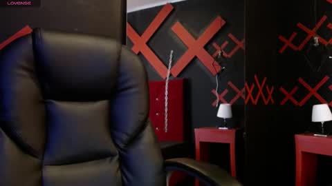 Yuyi online show from 03-06-25, 11:14