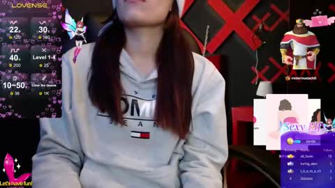 Yuyi online show from 03-07-25, 02:12