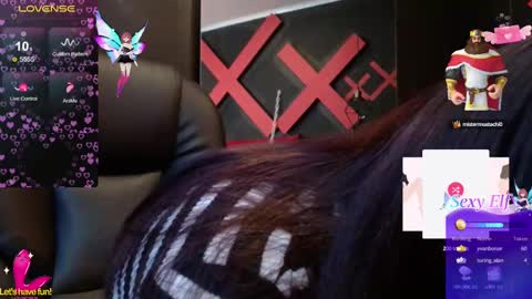 Yuyi online show from 03-07-25, 05:17