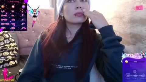 Yuyi online show from 02-25-26, 12:26