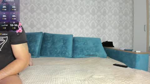 Snapshot of _za_dengi_da_ chatting on 01-25-25, 01:32  Za dengi da  online show from 01-25-25, 01:32