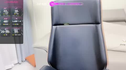 _zizi_ online show from 12-18-24, 12:07