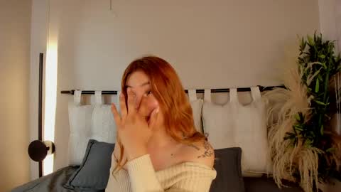 Snapshot of _zoe_3 chatting on 05-15-26, 12:23 Zoe online show from 05-15-26, 12:23