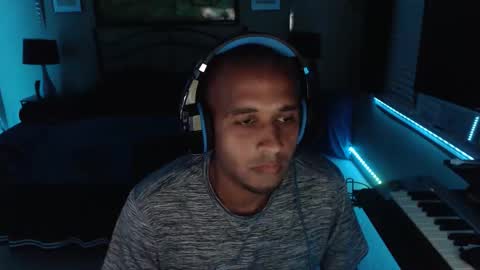 a4orce online show from 10-10-25, 02:10