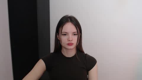 a_ariella_ online show from 10-11-25, 07:18