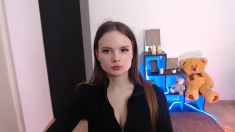 a_ariella_ online show from 10-20-25, 12:38