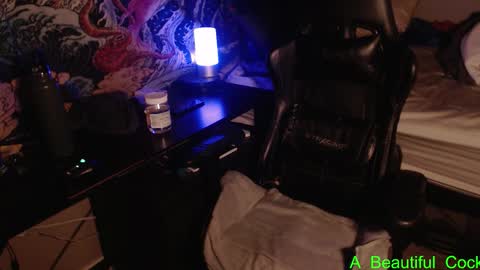 Snapshot of a_beautiful_cock chatting on 10-26-25, 04:51 Pete online show from 10-26-25, 04:51