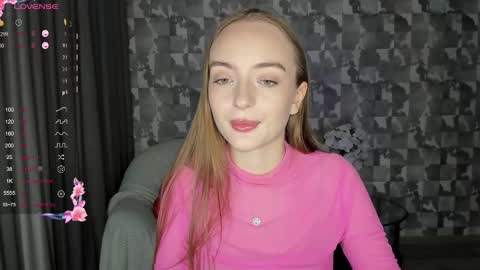 Snapshot of a_delina chatting on 01-18-25, 02:12 Adelina online show from 01-18-25, 02:12