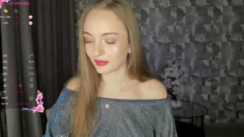 Snapshot of a_delina chatting on 02-09-25, 03:01 Adelina online show from 02-09-25, 03:01