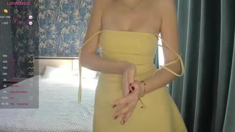 Snapshot of a_delina chatting on 03-08-25, 10:43 Adelina online show from 03-08-25, 10:43