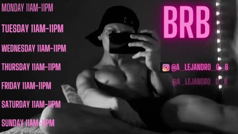 Snapshot of a_lejandro_08 chatting on 01-21-25, 10:30 alejo online show from 01-21-25, 10:30