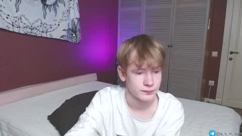 Kris Michael online show from 09-15-25, 04:29